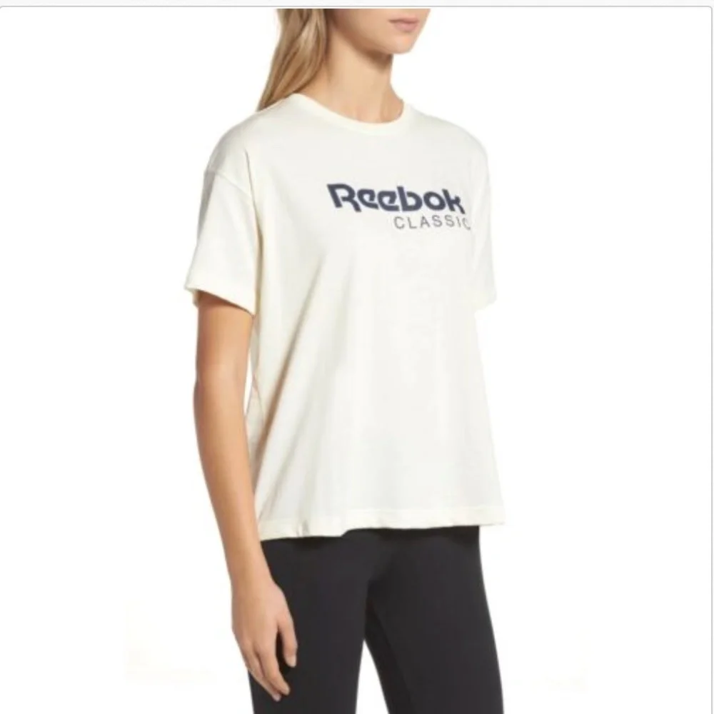 Reebok Elevated Tee Classic White Logo T-shirt - Picture 3 of 5